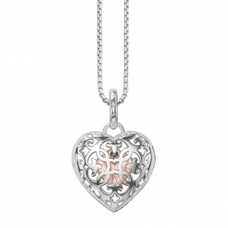necklace heart medallion