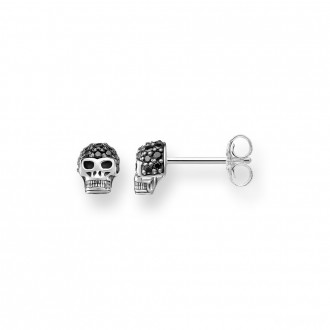 ear studs skull