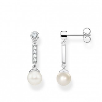 pearl earrings