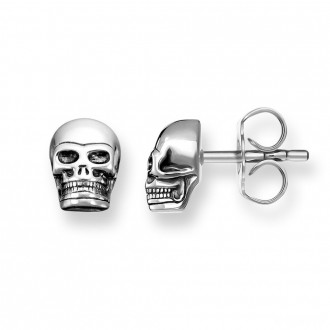 ear studs skull