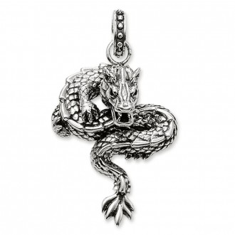 pendant dragon